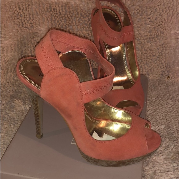 coral colored sandals